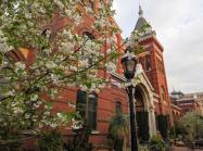 Entrance to the Smithsonian Arts and Industries Building from the Haupt Garden, 2024. License.