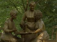 Sculpture of Suffragettes 