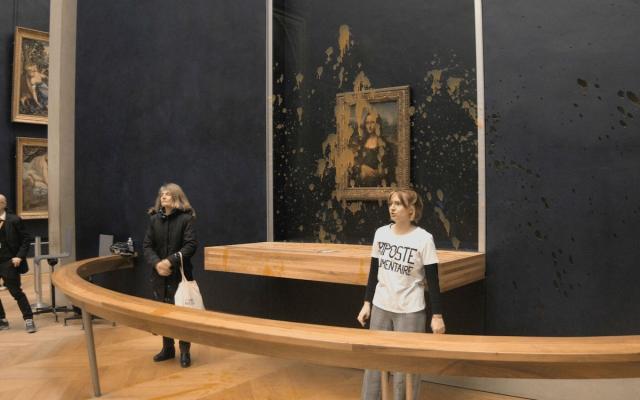 Protesters Splash Soup on the Louvre's Mona Lisa | Art & Object