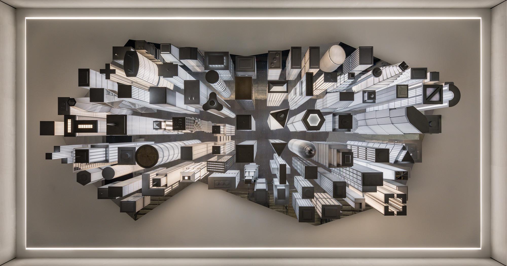 See Moynihan Train Hall's New World-Class Art Installations | Art