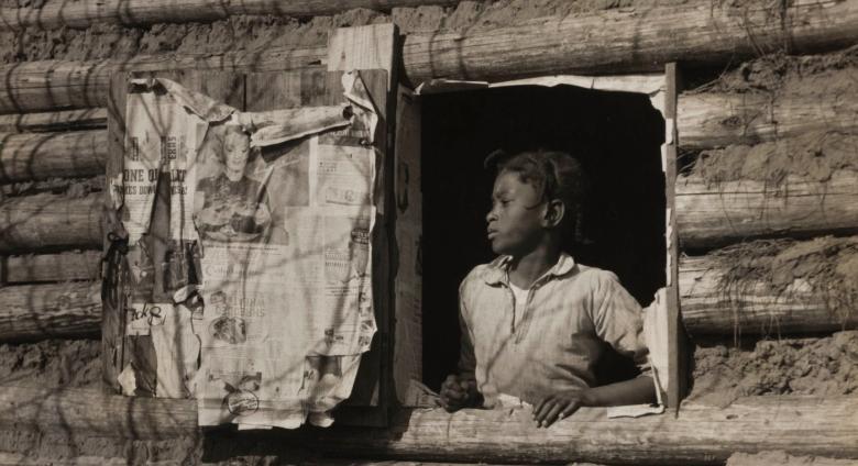 Arthur Rothstein, Girl at Gee’s Bend, Alabama [Artelia Bendolph], April 1937