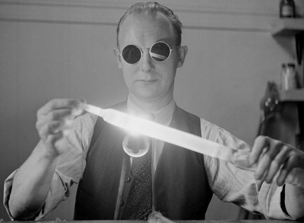 Stanley Kubrick photograph, Columbia University, 1948