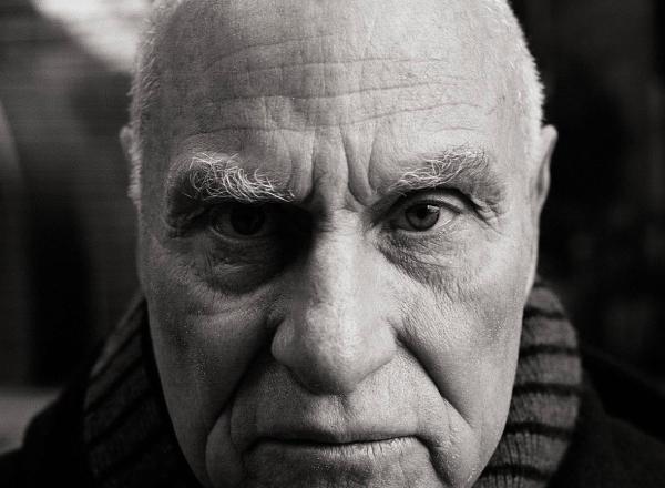 Richard Serra photographed by Oliver Mark, Siegen 2005