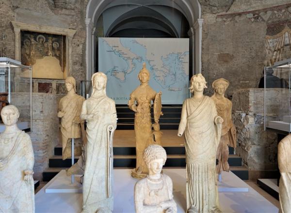 Terracotta statues from the sanctuary of Minerva at Lavinium (supposedly founded by Aeneas). Fourth to third centuries BC (2)