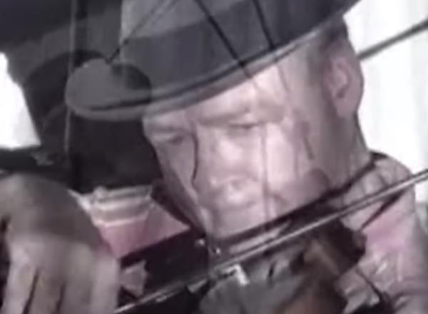 Tony Conrad, conserving a performance