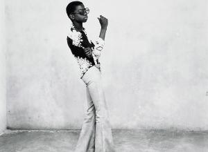 Malick Sidibe (1935-2016), Un yéyé en position. Estimated at $4,000 - 6,000. Courtesy Bonhams.