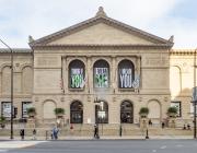 The Art Institute of Chicago as seen from Michigan Avenue, Wikimedia Commons