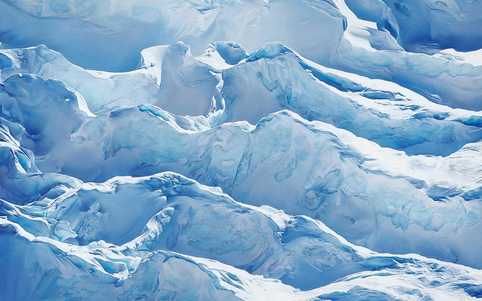 Zaria Forman, Sermeq Kajalleq, Greenland, 69° 47' 31.092"N 49° 47' 31.7076"W, April 29th, 2017, 2018. Soft pastel on paper. 68 x 102 in.image