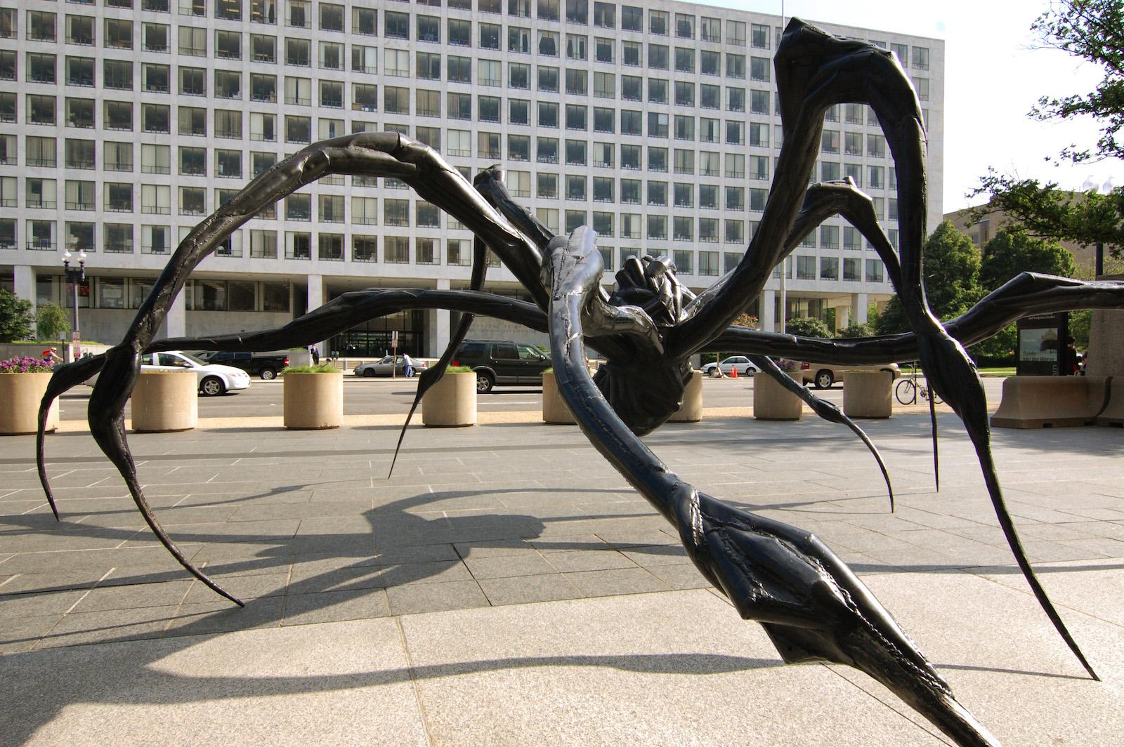 Louise Bourgeois, Crouching Spider, 2003. Bronze, black and polished patina, and stainless steel. 106 1/2 x 329 x 247 in. (270.5 x 835.6 x 627.3 cm).