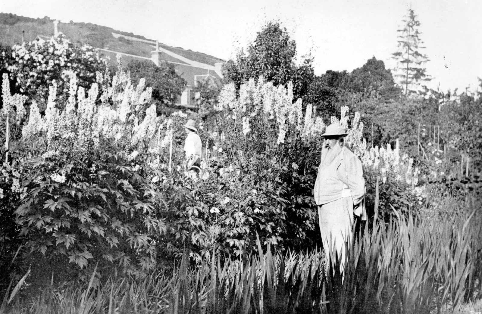Claude Claude Monet at Giverny, 1908.
