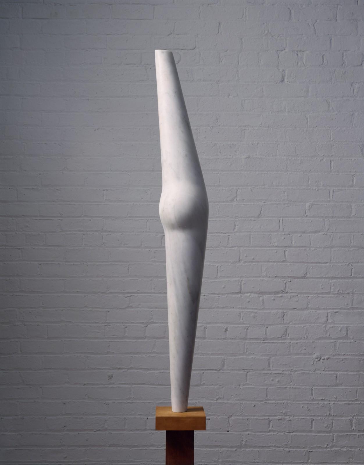 Isamu Noguchi (American, 1904–1988), Pregnant Bird, 1958