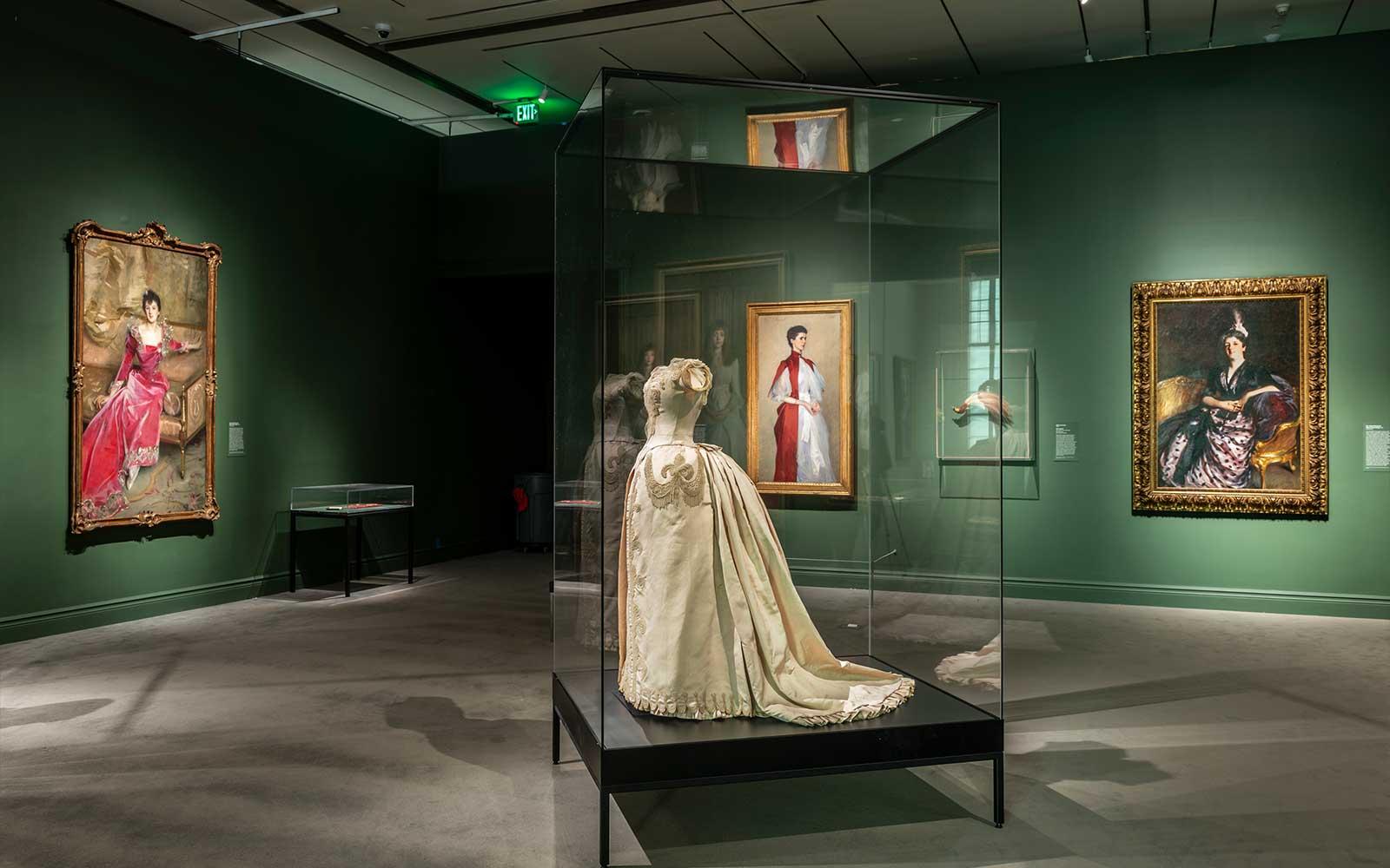 Installation view of 'Fashioned by Sargent' at the Museum of Fine Arts, Boston.