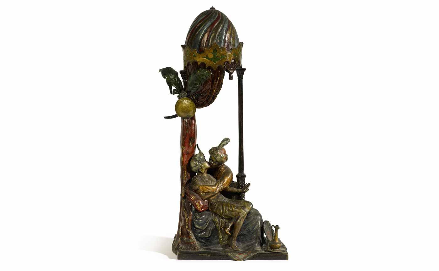  Austrian, Vienna, Early 20th Century, Lamp with a Kissing Couple