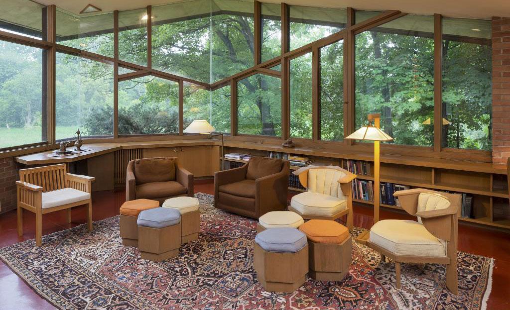 Frank Lloyd Wright Furniture: Completing the Artist's Vision | Art