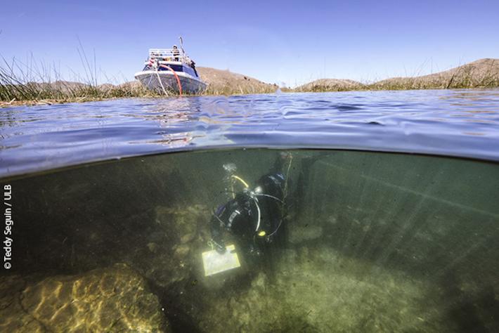 Survey work being conducted by a diver at the site K’anaskia of the Tirasca community in Lake Titicaca.