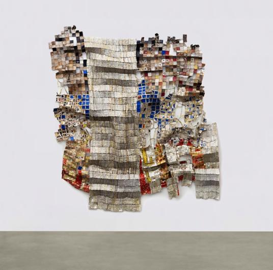 El Anatsui, Wade in the Water, 2017-2021. Aluminum bottle caps and copper wire. 98 x 89 x 7 inches (249 x 226 x 17.8 cm).